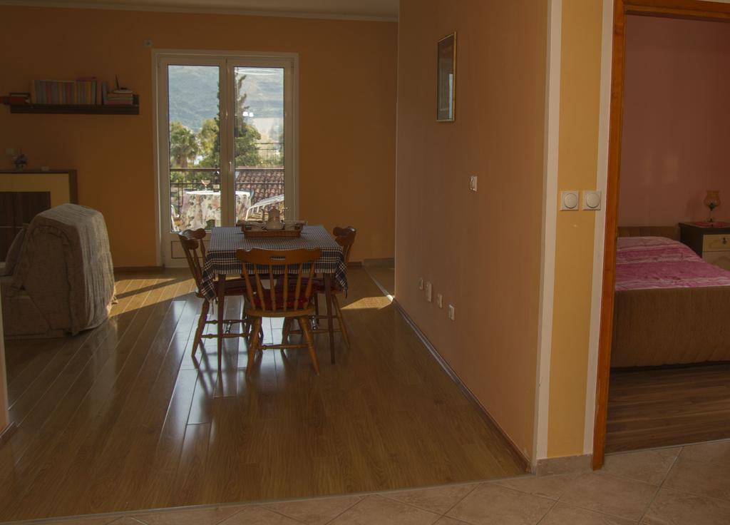 Apartments Gugolj M&M Herceg Novi Exteriör bild
